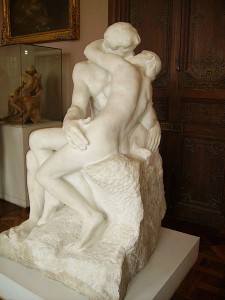 450px-Auguste_Rodin-The_Kiss-Rodin_Museum,_Paris