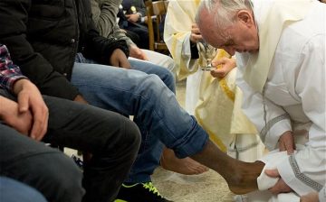 Pope-Feet-1_2522629b